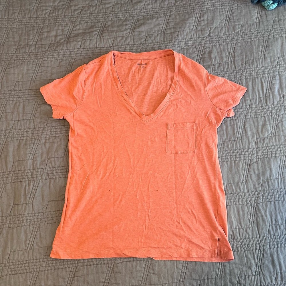 Madewell Coral V-Neck Short Sleeve Tee